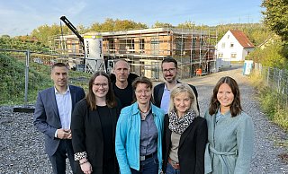 Die Verantwortlichen haben kürzlich den Neubau in Büren begutachtet. - Stadt Büren