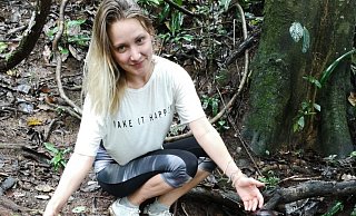 Die 26-jährige Scarlett S. aus Bad Lippspringe ist spurlos verschwunden. - Polizei