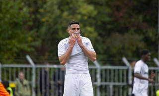 Enttäuschung: Adrian Bravo Sanchez und der SV Rödinghausen konnten mit dem 1:1 beim FC Wegberg-Beeck nicht zufrieden sein. - Joel Beinke
