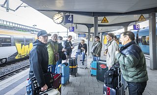 Gestrandet in Bielefeld: wie beim Bahnstreik im vergangenen Jahr droht den Fahrgästen am Bahnhof Ungemach. - Sarah Jonek Fotografie