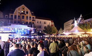 Der Alte Markt war wie immer ein Magnet an den Hoeker-Fest-Abenden. - Frank-Michael Kiel-Steinkamp