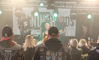 Das Rock 'N' Revel in Altenbergen ist das härteste Musikfestival der Region. - Burkhard Battran