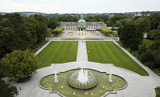 Will man die Erreichbarkeit des Kaiserpalais`aufrechterhalten, müsste der Zaun wohl mitten durch den Kurpark geführt werden. - THORSTEN ULONSKA