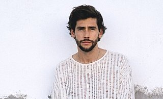 Alvaro Soler ist der Topact beim Parklichter-Konzert am 2. August im Kurpark Bad Oeynhausen. - alvarosoler.com