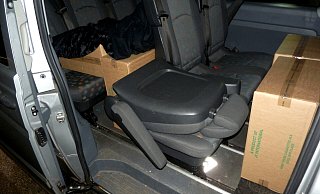 Zoll beschlagnahmt die geschmuggelten Zigaretten. - Zoll Hannover