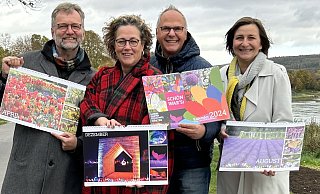 Fotograf Bernd Schackers, Grafik-Designerin Barbara Fien und Thomas Schöning sowie Anja Beineke vom Förderverein. - Fien Design