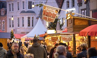 Ein Bild vom Weihnachtsmarkt in Lübbecke von 2019. - (Symbolbild): Oliver Krato