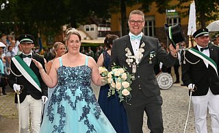 Das Königspaar Johannes und Melanie Wiemers-Meyer. - Thomas Kube