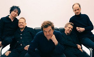 Am 10. September 2022 treten "Die Toten Hosen" in Minden auf. Die Vorbereitungen für die Anreise von 40.000 Fans laufen. - Tereza Mundilova