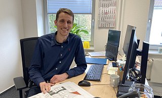 Der neue Leiter des Fachbereichs Technik, Tim Tiemann, in seinem Büro im Hüllhorster Rathaus. - Kirsten Tirre
