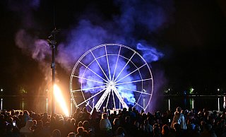 Die französische Compagnie Luxor ist auf der Landesgartenschau Höxter mit ihrer Show "Vogue - Zwischen Land und Wasser" zu sehen. - LGS Höxter