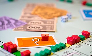 Wer bauen will, muss ohnehin aufs Geld schauen - wegen steigender Kosten ist vorausschauendes Finanzieren umso wichtiger. - Symbolbild: Pixabay