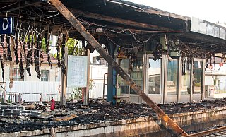 Bei dem Feuer im Juli 2019 wurde das Dach des Bahnsteigs 1 am Hauptbahnhof erheblich beschädigt. - Christian Mathiesen