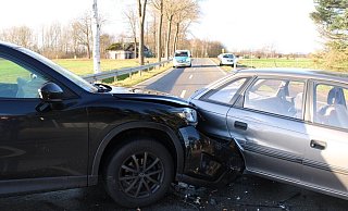 Beide Autos waren nicht mehr fahrbereit. - Polizei Minden-Lübbecke