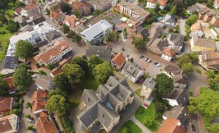 Der Ortskern von Enger mit dem Kirchenrundling. - Jens Redekker