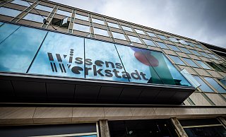 Mehr als zweieinhalb Jahre dauerte der Umbau der früheren Stadtbibliothek in die Wissenswerkstadt. Der Weg dahin war durchaus holprig. - Sarah Jonek / Jonek Fotografie