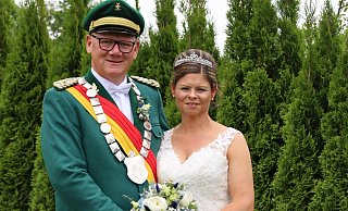 Sandra und Sven Schoppmeier begeistern das Schützenvolk im Lippedorf Anreppen. - Regina Brucksch
