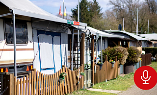 Ein Campingplatz an einer Talsperre im Kreis Cloppenburg: Viele der in den 90er Jahren parzellierten Campingplätze existieren noch heute, einige machen einen guten Eindruck. - picture alliance/dpa