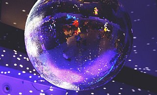 Vor der Diskothek "Go Parc" ist es schon wieder zu einer handfesten Auseinandersetzung gekommen. - Symbolbild: Pixabay