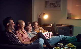 Auch im August haben Netflix, Amazon Prime Video und Co. wieder viele neue Serien im Angebot. - Imago Images/Shotshop Auch im August haben Netflix, Amazon Prime Video und Co. wieder viele neue Serien im Angebot. - Imago Images/Shotshop