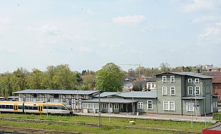 Ein Zug im Bahnhof Rahden - auf diesen Anblick müssen die Rahdener schon seit Wochen verzichten. - Joern Spreen-Ledebur