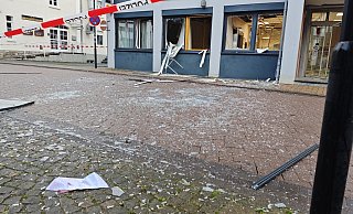 Den Auftakt der Sprengserie von Geldautomaten im Hochstift bildete die Tat an der Marktstraße in Nieheim am 17. Oktober. - Svenja Ludwig