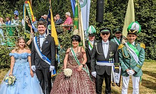 Die St Josef Schützenbruderschaft Dalhausen feiert großes Bezirksschützenfest. - Burkhard Battran