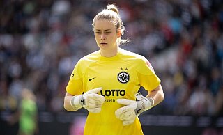 Eintracht-Torfrau Stina Johannes hielt im Champions-League-Spiel gegen Juventus Turin zwei Elfmeter. - Sebastian Gollnow/dpa