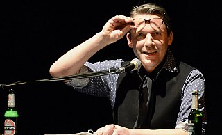 Rocko Schamoni feiert sein 40. Bühnenjubiläum. - Barbara Franke