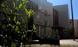 Wo E.T. einst wohnte. Auch von außen ann man die beiden Säle des BüLi gut erkennen. - Nicolas Bröggelwirth