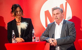 In Herford verdrängte Anke Theisen von der CDU Amtsinhaber Tim Kähler nach elf Jahren aus dem Bürgermeisteramt. Ein bitterer Abend für die SPD. - Ralf Bittner