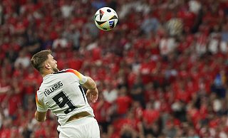 Dank seines Kopfballtors darf Niclas Füllkrug nun die nächste Partie in seinem Heimstadion in Dortmund bestreiten. - Christian Charisius/dpa