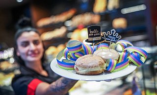 Wo kann ich in Bielefeld an Neujahr 2025 Berliner und frische Brötchen kaufen? Der NW-Überblick zeigt es. (Archivfoto) - Sarah Jonek