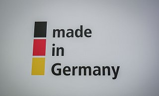 Die Geschäfte für Deutschlands Exporteure auf ihrem wichtigsten Markt USA laufen seit Monaten schlecht. (Symbolbild) - Kay Nietfeld/dpa