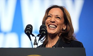 Anders als bei ihrem Chef Joe Biden listet der öffentliche Gesundheitscheck von Kamala Harris kaum gesundheitliche Beschwerden auf. (Archivbild) - Mark Schiefelbein/AP/dpa