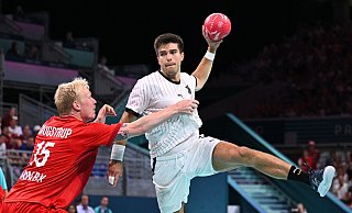 Die deutschen Handballer leisten sich im verlorenen Olympia-Finale zu viele Fehler im Angriff. - Tom Weller/dpa