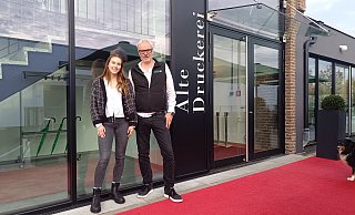 Kira und Wilhelm Mormann freuen sich auf die Fertigstellung der „Remise Bünde". - Sven Hauhart