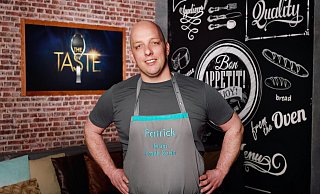 Patrick Büscher tritt wieder bei "The Taste" an. - SAT.1/Benedikt Müller