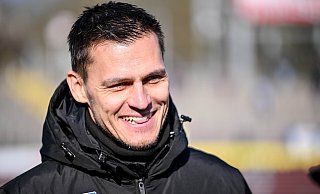 Einem Medienbericht zufolge steht Ulms Ex-Trainer Thomas Wörle im Fokus des SC Paderborn. - picture alliance/dpa
