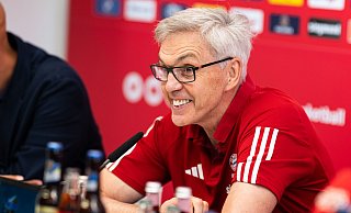 Der neue Trainer Gordon Herbert soll die Bayern-Basketballer zu Triumphen führen. - Lukas Barth/dpa