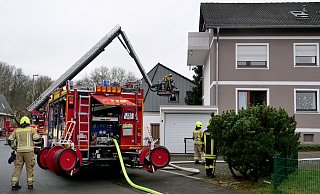 Rund 30 Einsatzkräfte der Feuerwehrwehr Bad Lippsprinnge sind im Einsatz. - Ralph Meyer