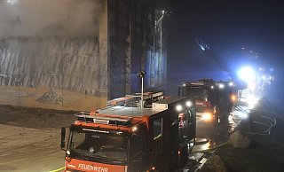 In der Halle war recyclingfähiges Material gelagert. - AndreasEickhoff