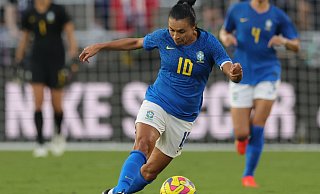Gab ihr Comenback bei Brasiliens Fußballfrauen: Marta. - Cory Knowlton/ZUMA Press Wire/dpa