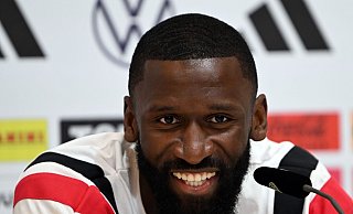 Antonio Rüdiger bei der DFB-Pressekonferenz in Herzogenaurach. - Federico Gambarini/dpa