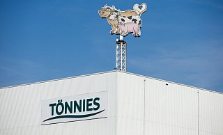 Dem Fleischkonzern Tönnies ist ein wirtschaftlicher Schaden in Millionen-Höhe entstanden. - Symbolfoto/picture alliance