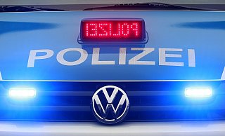 Die Polizei ist in Höhe des Kreuzes Bielefeld im Einsatz. - Symbolbild: Jens Reichenbach