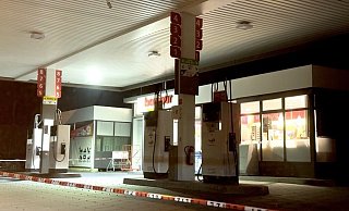 Ein 15-Jähriger stürmte am Freitagabend mit einem Messer eine Tankstelle in Gütersloh. - Paul Brinkmann