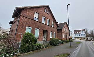 Die beiden Immobilien an der Prinzenstraße in Gütersloh stammen mutmaßlich aus der Zeit zwischen 1900 und 1910. - Ludger Osterkamp