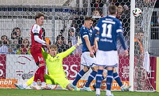Arminia-Keeper Jonas Kersken hielt beim 2:0-Auswärtssieg gegen Viktoria Köln abermals bärenstark. - Teresa Kroeger Arminia-Keeper Jonas Kersken hielt beim 2:0-Auswärtssieg gegen Viktoria Köln abermals bärenstark. - Teresa Kroeger