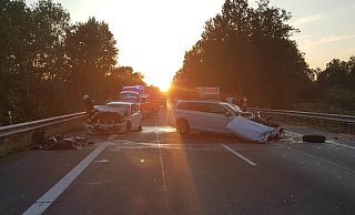 Drei Autos sind auf der L 770 kollidiert. - Nadine Schwan/mt